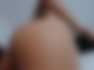 gigii79's Live Sex Cam Show