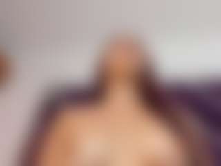 gigii79's Live Sex Cam Show