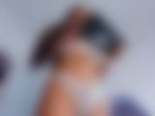 gigii79's Live Sex Cam Show