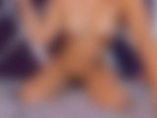 gigii79's Live Sex Cam Show