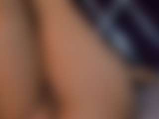 gigii79's Live Sex Cam Show