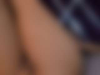 gigii79's Live Sex Cam Show