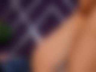 gigii79's Live Sex Cam Show