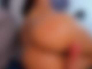 gigii79's Live Sex Cam Show