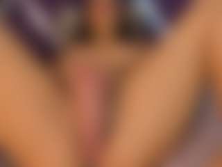 gigii79's Live Sex Cam Show