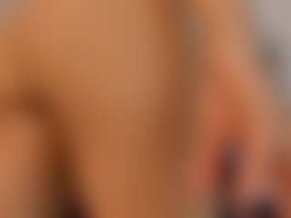 Live cam show with gigii79 - Erotic Dance on live18s.com