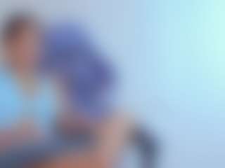 Live cam show with gigii79 - Brown Eyes Red Hair on Camsoda