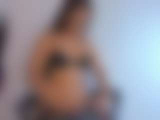 Live cam show with gigii79 - Camel Toe on hotwifechat.live