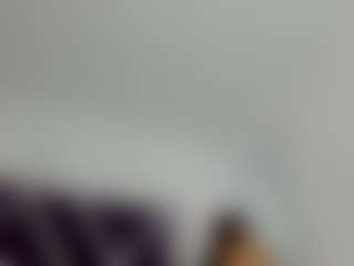 Live cam show with gigii79 - Facial on StripNow
