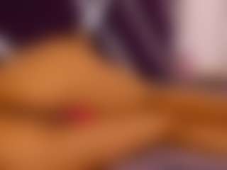 Live cam show with gigii79 - Submissive on crypto-cams