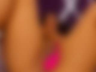 Live cam show with gigii79 - Camel Toe on crypto-cams