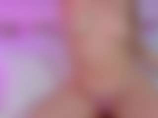 icebabydoll's Live Sex Cam Show