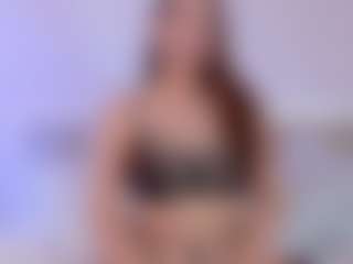 Live cam show with icebabydoll - Striptease on CamSextacy