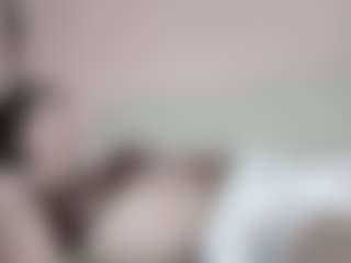 Live cam show with JonnieGura - Thick on Camsoda