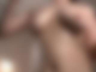 Live cam show with KatheyNovack - Big Tits on Hubzter Live