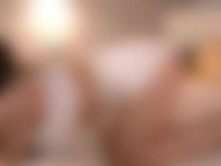 Live cam show with KatheyNovack - Mouth on Livezox