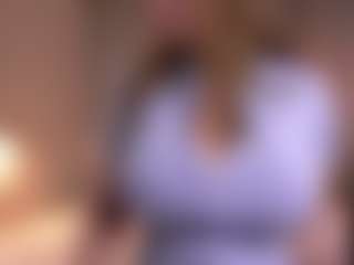 Live cam show with KatheyNovack - Camel Toe on TeamSkeetLive