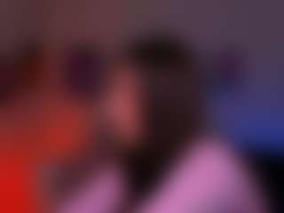 Live cam show with laisy-flay1 - Average on Milfs Live