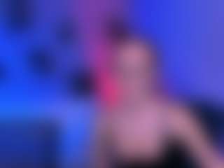 Live cam show with laisy-flay1 - Flashing on Camsoda