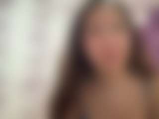 Live cam show with Alma - Squirt Young Adult on Camsoda