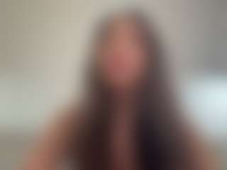 Alma's Live Sex Cam Show