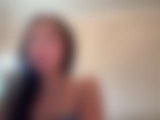 Live cam show with Alma - Gagging on crypto-cams