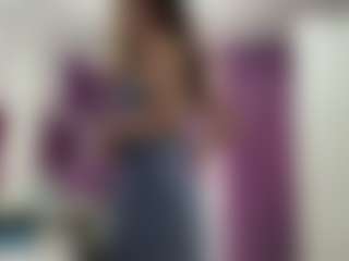 Live cam show with Alma - Wet on TottyGirls