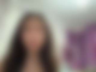Alma's Live Sex Cam Show