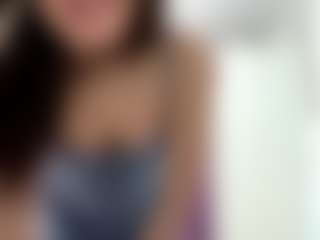 Live cam show with Alma - Brown Hair on MyBangCams