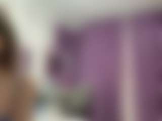 Live cam show with Alma - Lovense Brown Hair on friskycurves.com