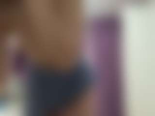 Alma's Live Sex Cam Show