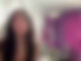 Live cam show with Alma - Granny on Livezox