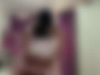 Live cam show with Alma - Granny Lovense on Livezox