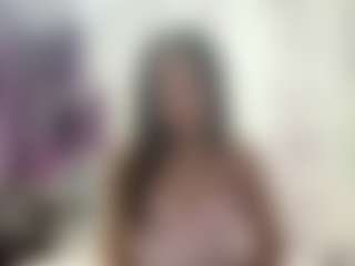 Live cam show with Alma - Dirty Talk on TeamSkeetLive