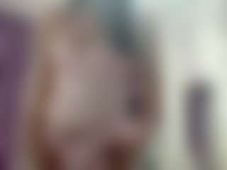 Alma's Live Sex Cam Show