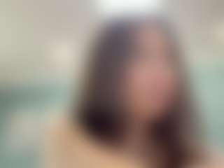 Alma's Live Sex Cam Show