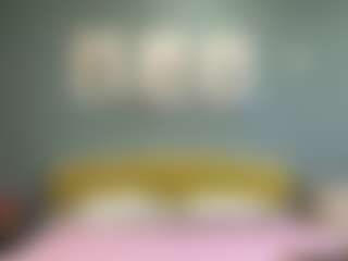 Live cam show with Alma - Teen (18+) on LiveSexCams6