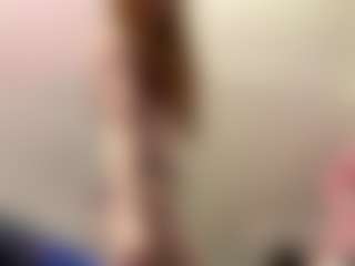 Aneka's Live Sex Cam Show