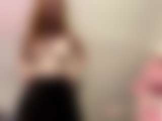 Aneka's Live Sex Cam Show