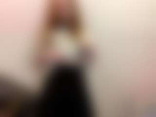 Live cam show with Aneka - Big Tits on Fling VIP Chat