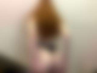 Aneka's Live Sex Cam Show