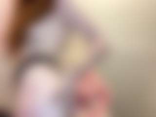 Aneka's Live Sex Cam Show