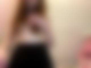 Aneka's Live Sex Cam Show