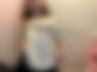 Live cam show with Aneka - Pornstar Skinny on Camversity