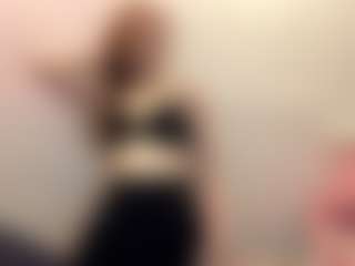 Aneka's Live Sex Cam Show