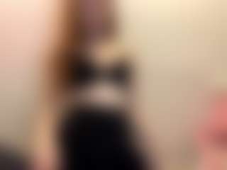 Aneka's Live Sex Cam Show