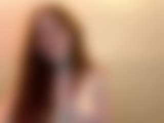 Aneka's Live Sex Cam Show