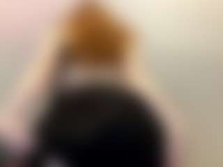Aneka's Live Sex Cam Show