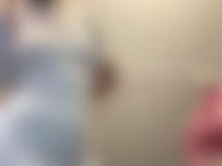 Aneka's Live Sex Cam Show