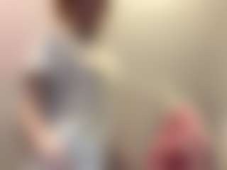 Aneka's Live Sex Cam Show